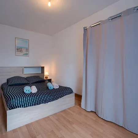 La Grange - Centre - Parking - Confort 拉瓦勒